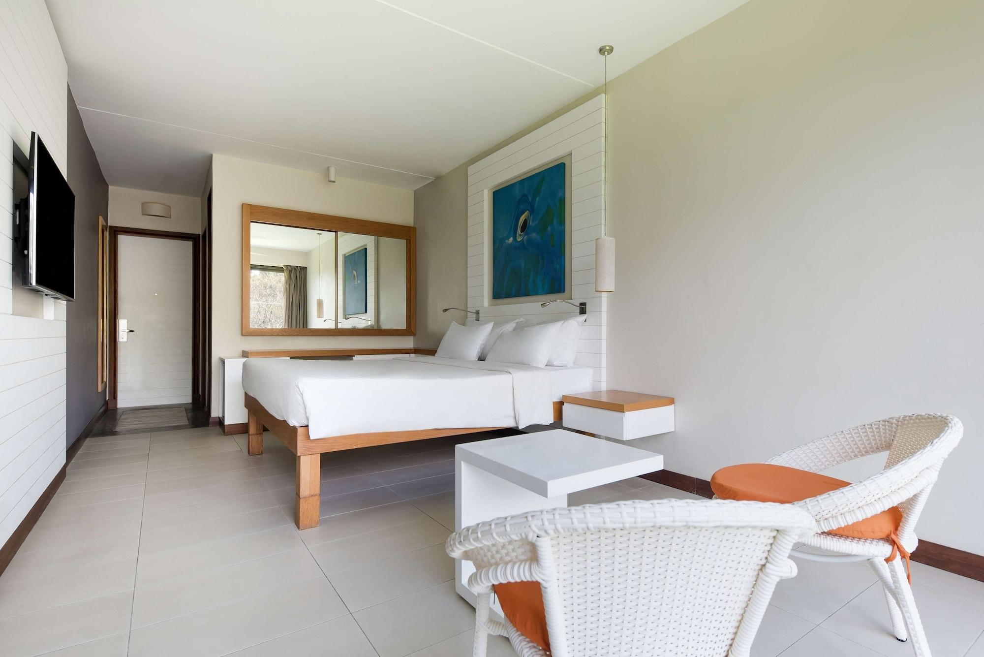 Radisson Blu Poste Lafayette Resort & Spa (Adults Only) Esterno foto