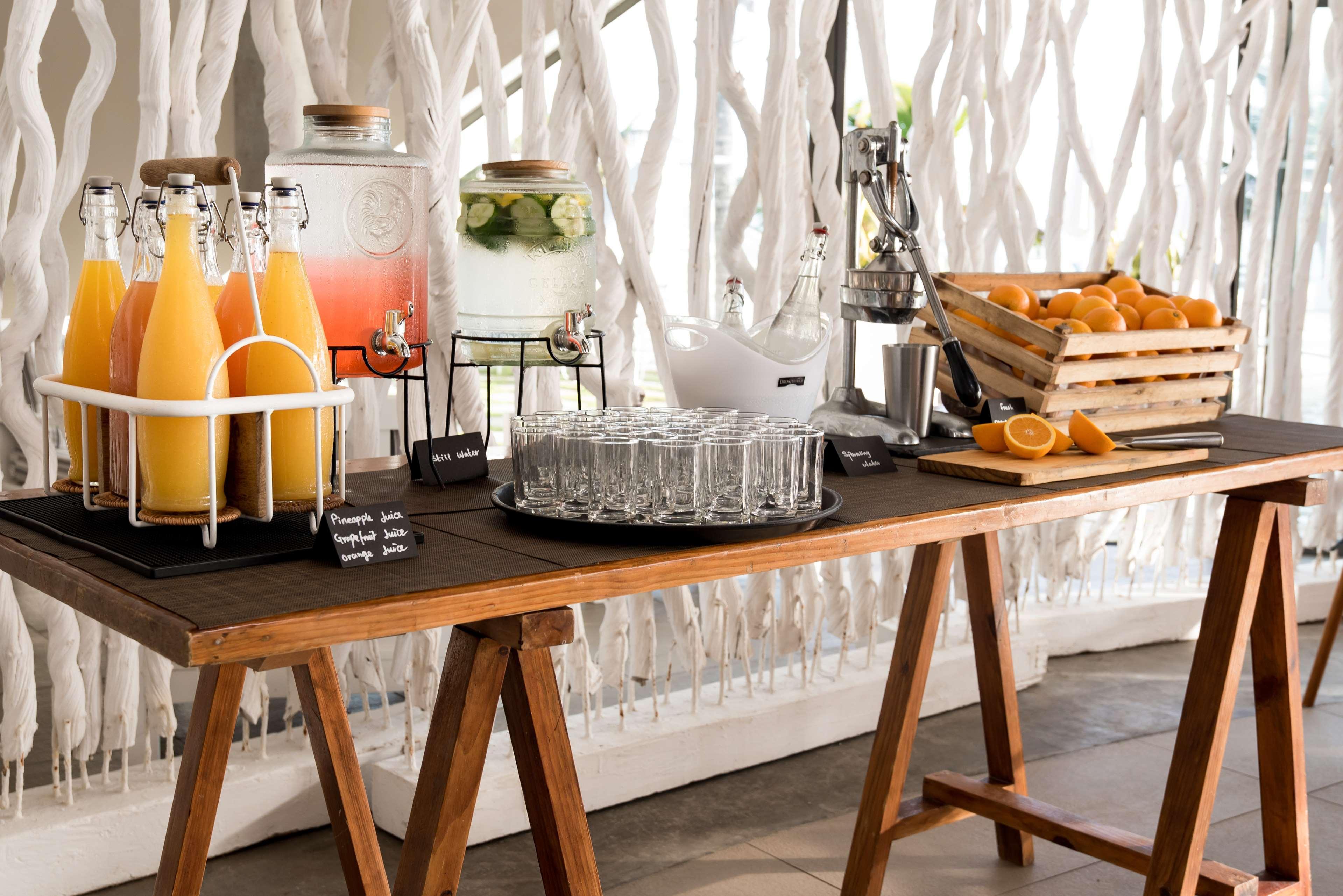 Radisson Blu Poste Lafayette Resort & Spa (Adults Only) Esterno foto