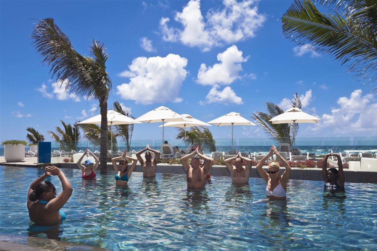 Radisson Blu Poste Lafayette Resort & Spa (Adults Only) Esterno foto