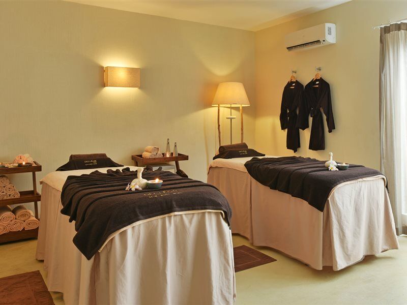Radisson Blu Poste Lafayette Resort & Spa (Adults Only) Esterno foto